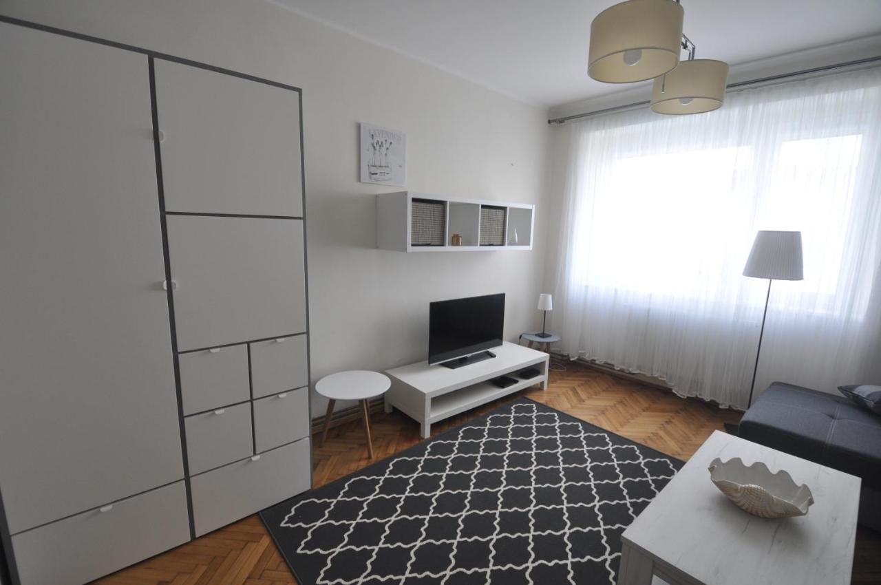 Avis Apartments - City Gdynia 33 Bagian luar foto